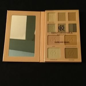 Reserved Slramsay Kenia Ontiveros Beauty Glow & Go Kit